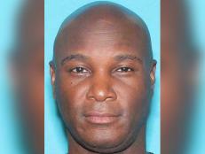 Erik Arceneaux speaks English and Spanish and has close ties to Louisiana. If you know where he’s hiding, text our hotline 24/7: 833-78-7783 (3-PURSUE).