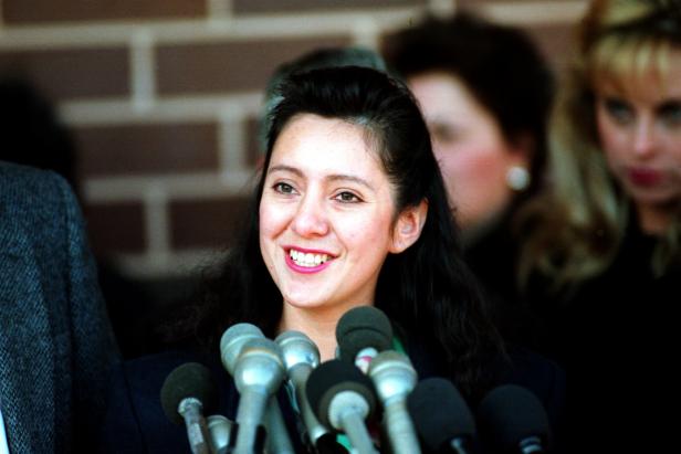 Lorena Bobbitt meets reporters outside court in Manassas, Va., Monday, Feb. 28, 1994.  Circuit Judge Herman Wisenant Jr. ordered her released from a mental hospital, five weeks after her acquittal on reason of insanity for cutting off her husband's penis.  The judge ordered her to get therapy.
